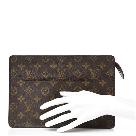 pochette main louis vuitton homme